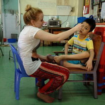 volunteer in Vietnam with volsol 2