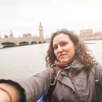 Girl took her own photo