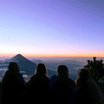 Sunrise at the top of Volcán Acatenango 