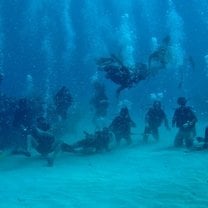 This is a picture of the group while diving in Roatan first semester. 