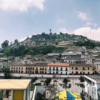 Overlook of the gorgeous city with the Panecillo on top of the hill.