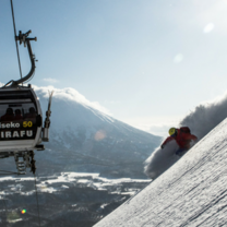Enjoy days off at the ski resort while on your Working Holiday in Japan