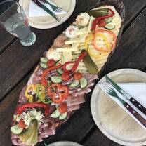 Lunch platter 