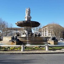 La Rotonde One of the many amazing fountains in Aix.