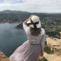baileybritton.aixenprovencecassis