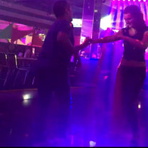 bailando