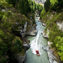 Adventure activities for Canadian interns in New Zealand