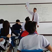 Text-And-Talk Academy | Practice Teaching at VBAC