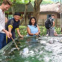 Teach Abroad in Vietnam 