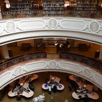Inside the AUS Library