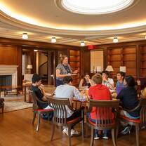 Small class sizes with expert teachers