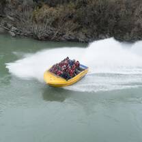 Bus tour queenstown2