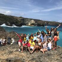 a group of volunteers going to Nusa for the weekend