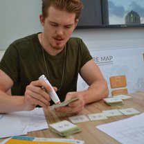 Learning Chinese with talking flashcards and pen at Silk Mandarin