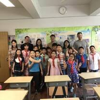 Group picture with students and teachers