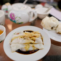 Indulge in some of the best food in the world! - Absolute Internship Hong Kong