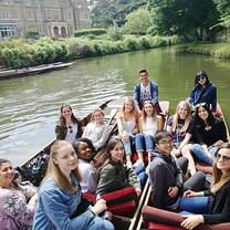 Punting along the river in Oxford - Absolute Internship London