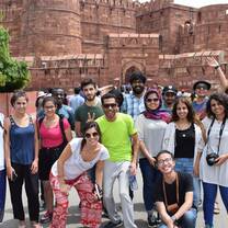 Trip to Agra (Taj Mahal and Agra Fort) with volunteers (The Tarzan Way)
