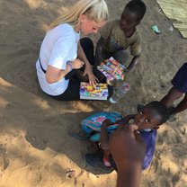 Reading with the children 