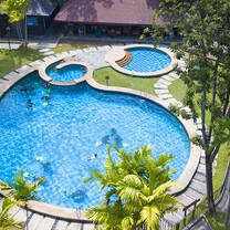Beautiful pool located at the Manukan Island Dive Centre