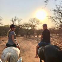 Bareback outrides and damswims