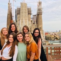 Friends made abroad are friends for life!