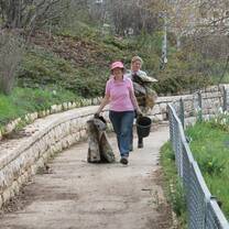 Working holiday volunteers mulching in the Jerusalem Botanical Gardens