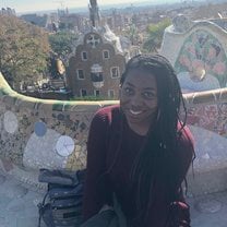 Day Trip with AIFS to Park Güell!