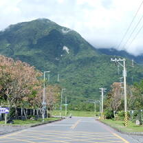 The road in front of language center