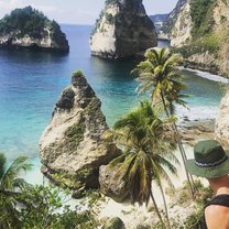 Diamond beach