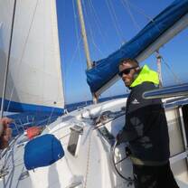 Sailing our Research Vessel 