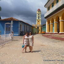 Rena & Misleydis working together to offer amazing cultural experiences in Cuba.