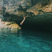 Cave Tubing / Rock Jumping 