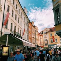Old Town Square! Old Town Square!