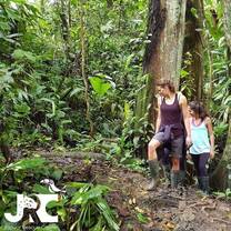 Volunteers at Jaguar Rescue Center