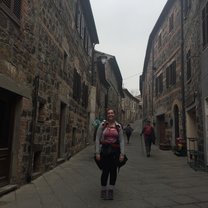 Stopping for lunch in Radicofani!