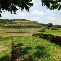 Guachimontones