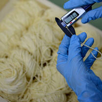 ramen noodles precision measuring
