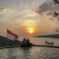 Just one of Penida's epic sunsets