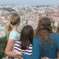 Students overlook Salamanca