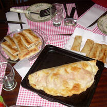 Argentine empanada