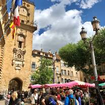 Hotel de Ville