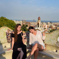 Photograph of study abroad students visiting Park Guell. 