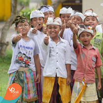 The children of Bali attending the free English classes of Volunteer Programs Bali