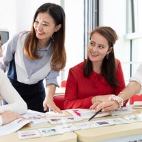 students-and-teacher-during-intensive-class