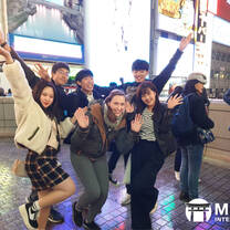 Exploring the city after work with your new friends!