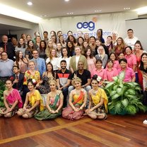The OEG/CIEE staff, some Thai entertainers, and the teacher's group, Spring 2019
