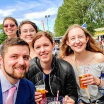 Friends at the races