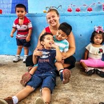 Volunteering with children at Los Amiguitos