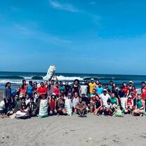 Beach Clean Up with local students and American volunteers